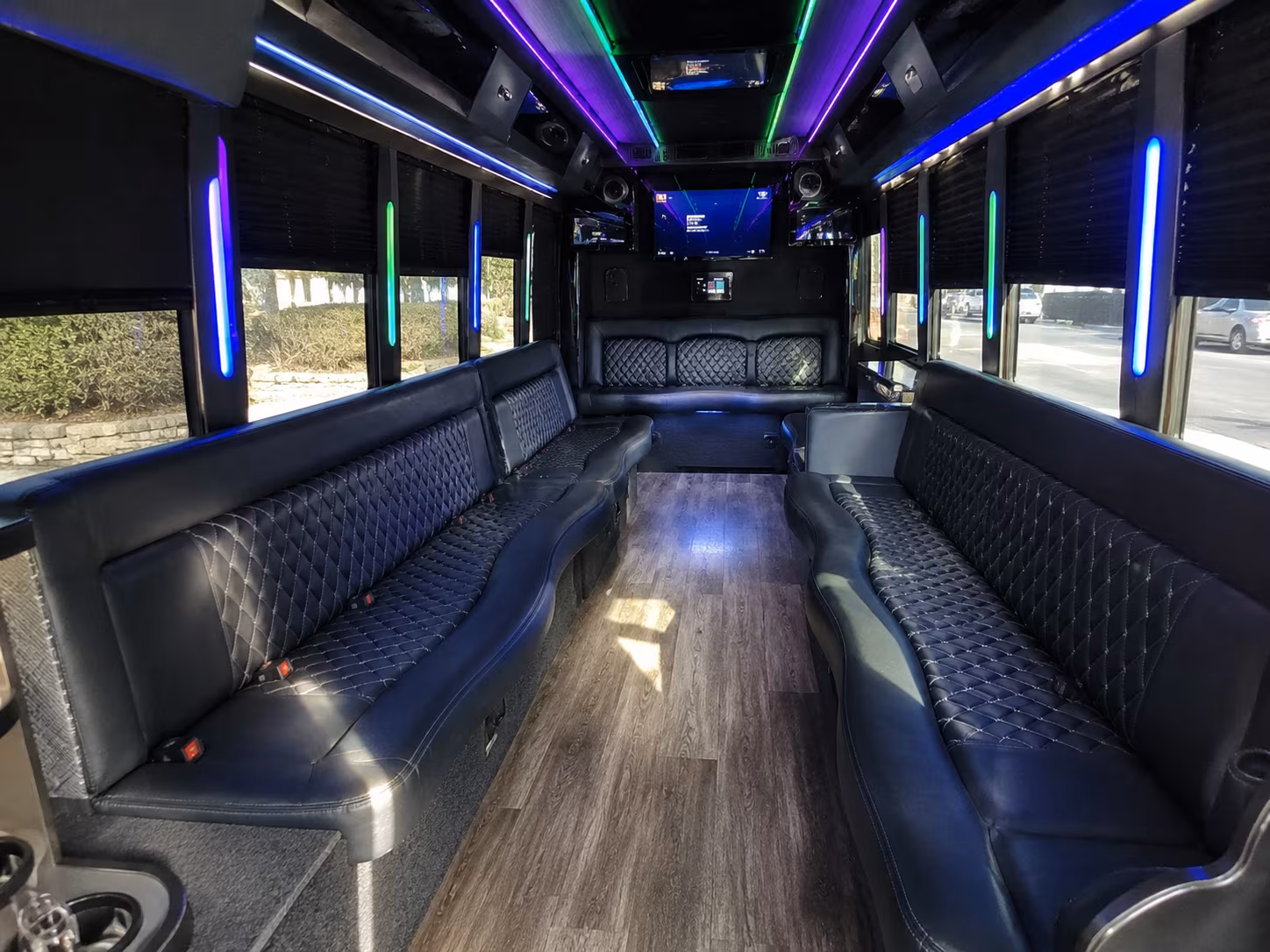 freeport 15 passenger party bus interior