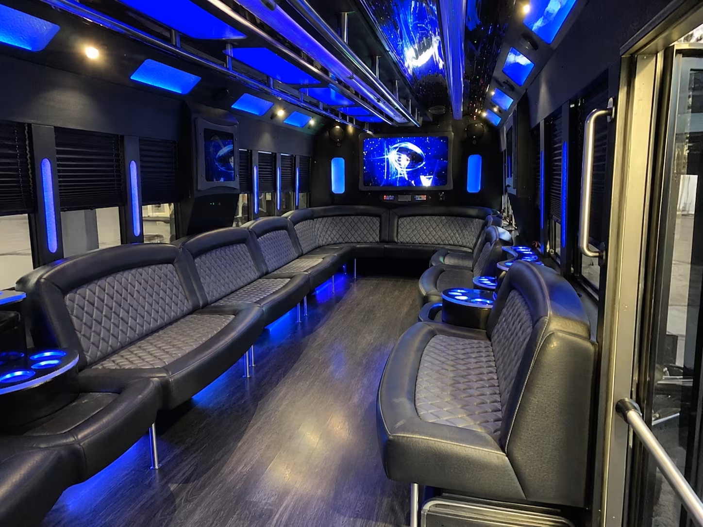 freeport 28 passenger party bus interior